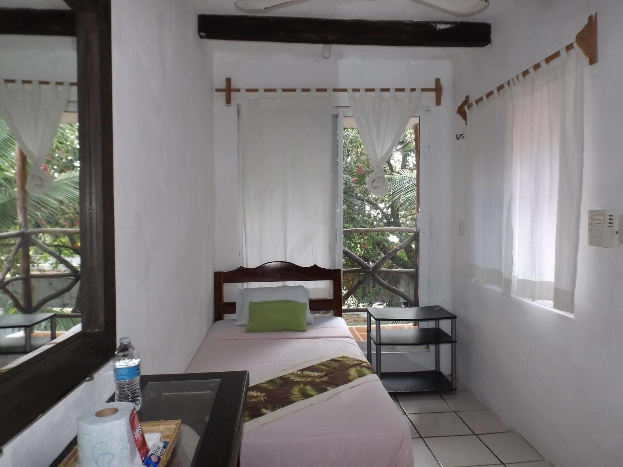 Nido Del Quetzal Hotel Bacalar Ngoại thất bức ảnh