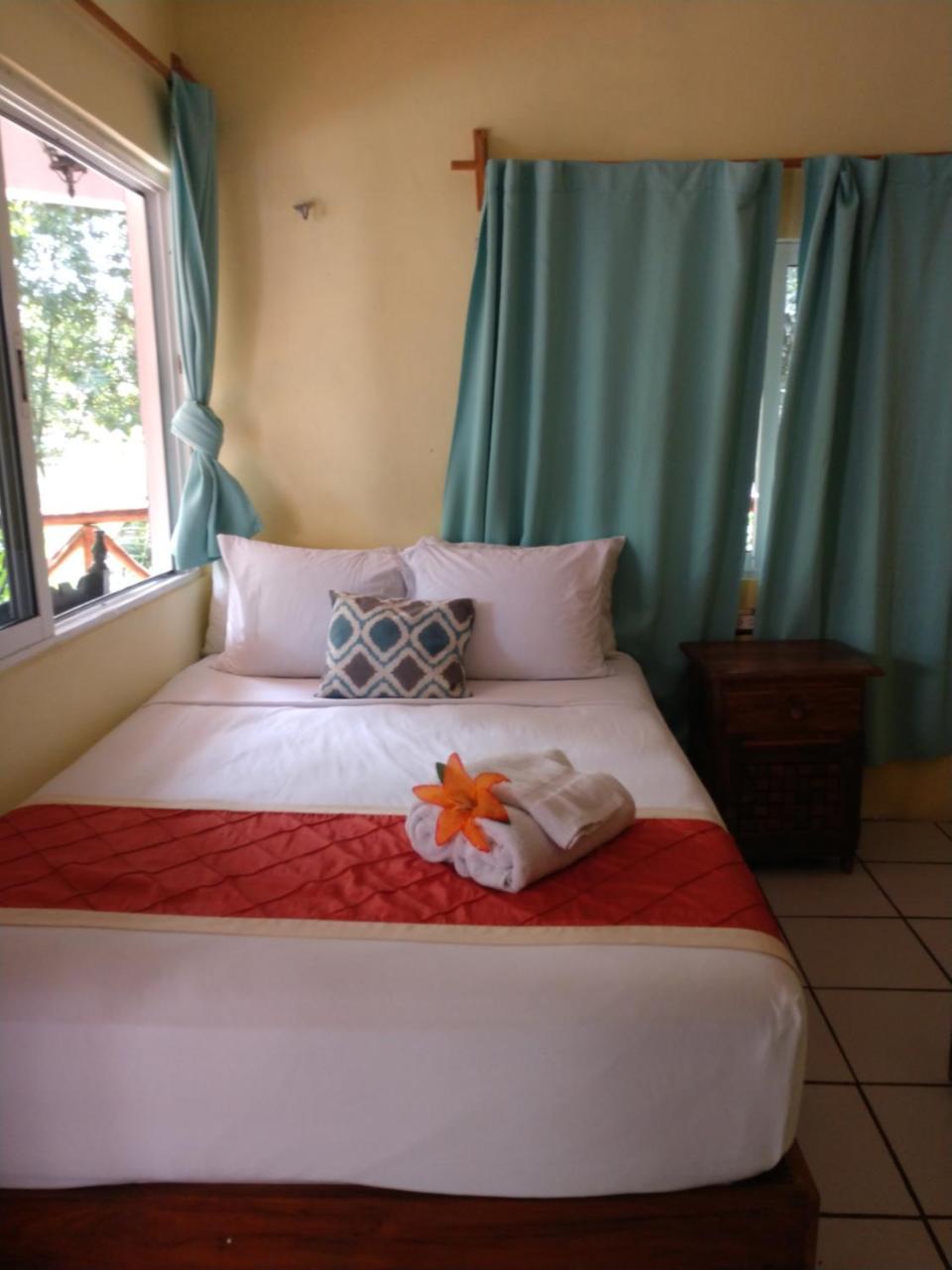 Nido Del Quetzal Hotel Bacalar Ngoại thất bức ảnh